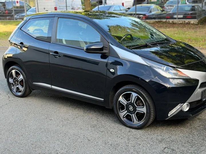 Toyota Aygo (X)