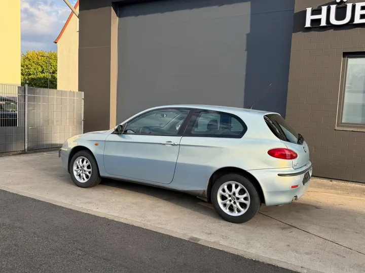 Alfa Romeo 147