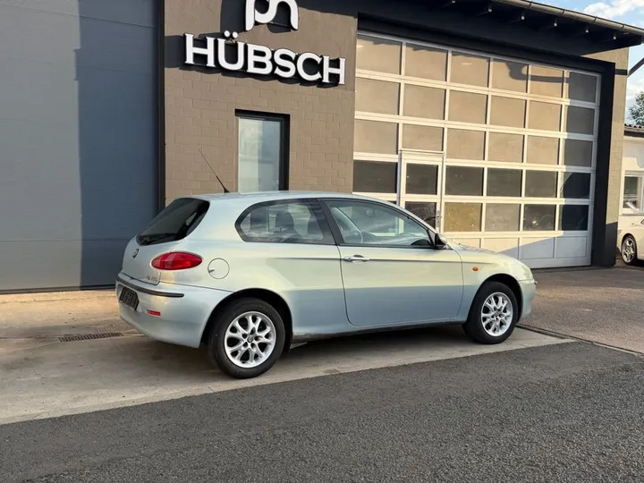 Alfa Romeo 147