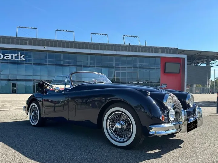 Jaguar XK