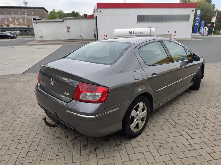 Peugeot 407