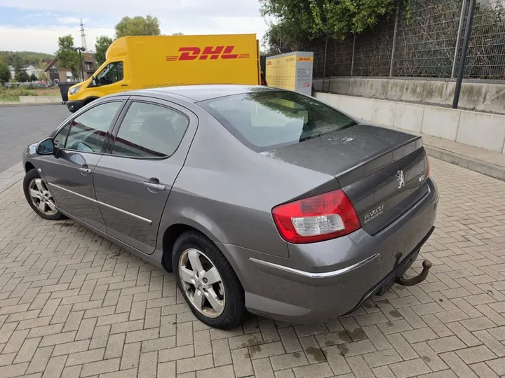 Peugeot 407