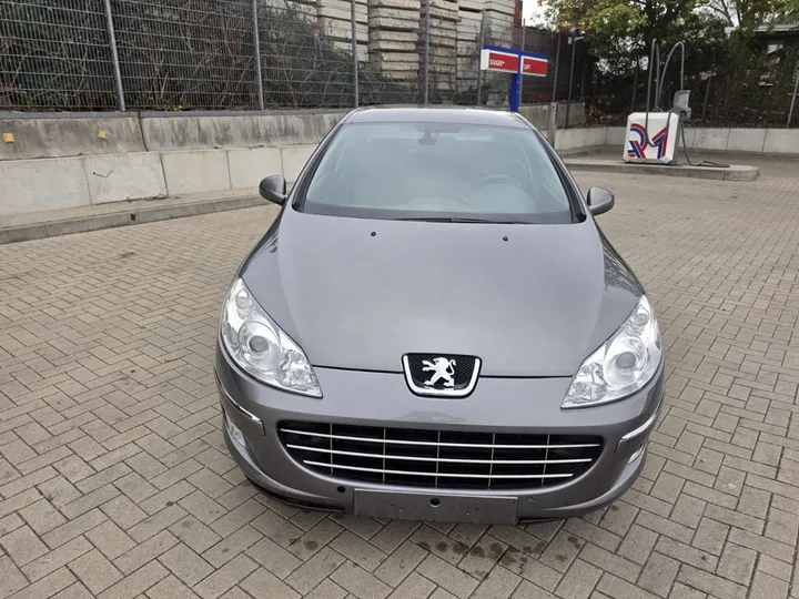 Peugeot 407