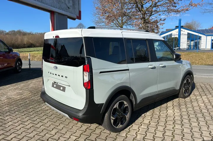Ford Tourneo Courier