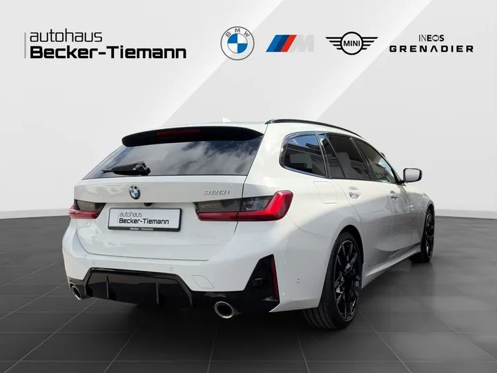 BMW 320