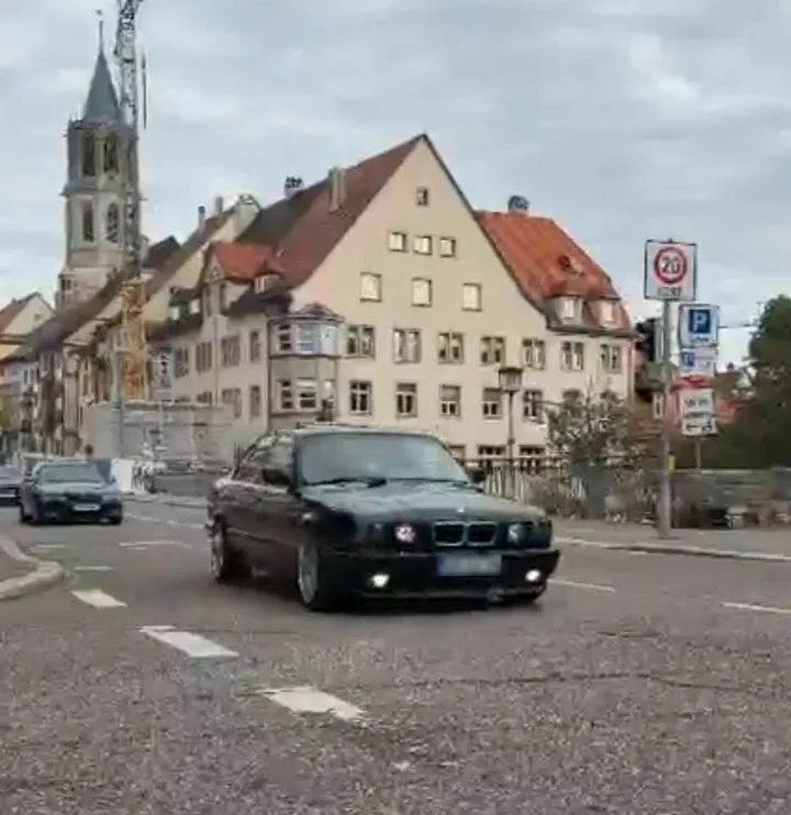 BMW 525