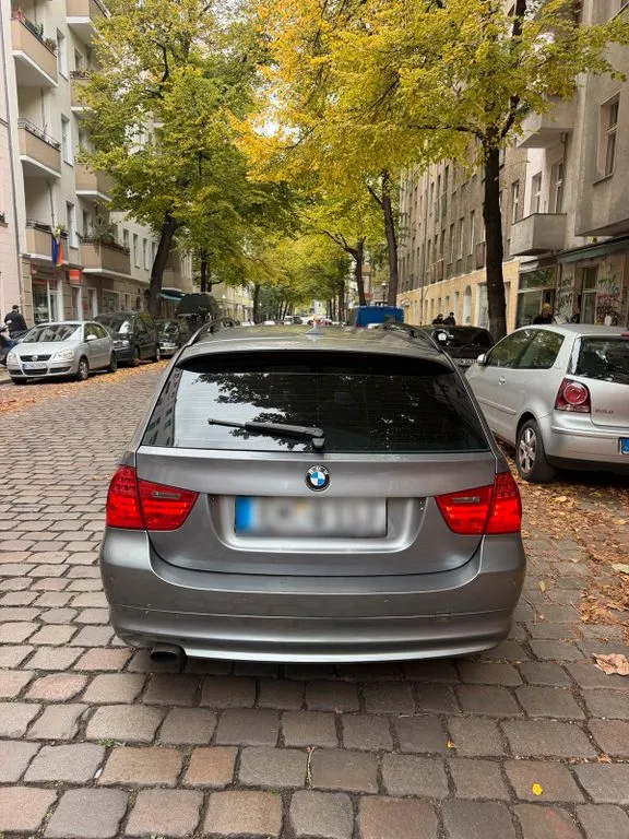 BMW 320