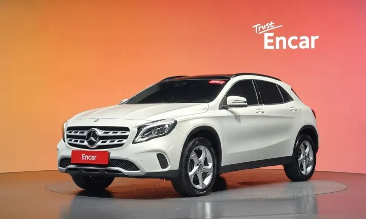 Mercedes-Benz GLA-Class