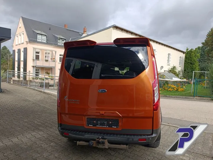 Ford Tourneo Custom