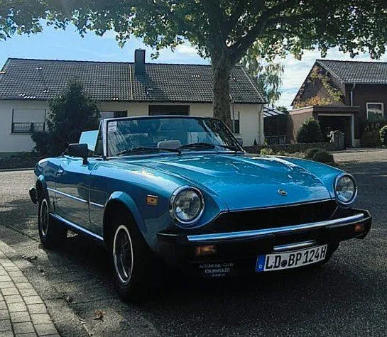 Fiat 124 Spider