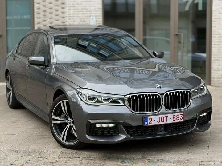 BMW 730