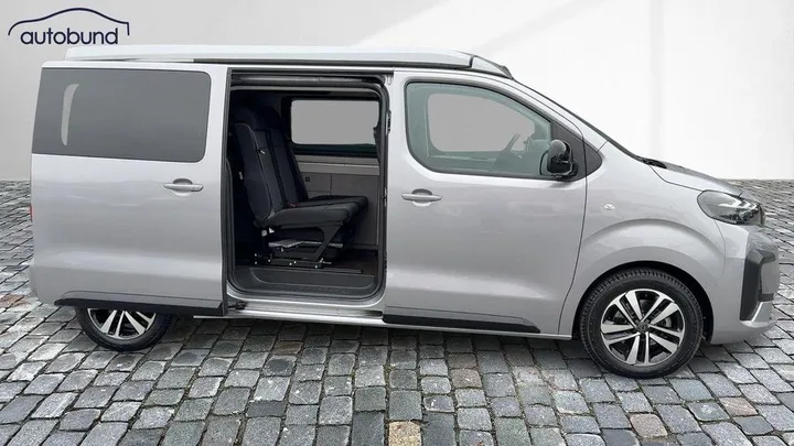 Peugeot Traveller