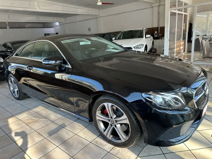 Mercedes-Benz E 220