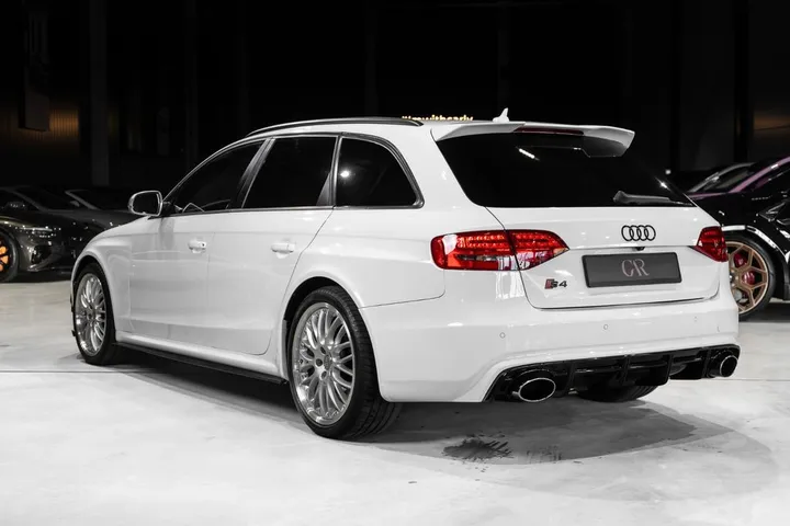 Audi S4