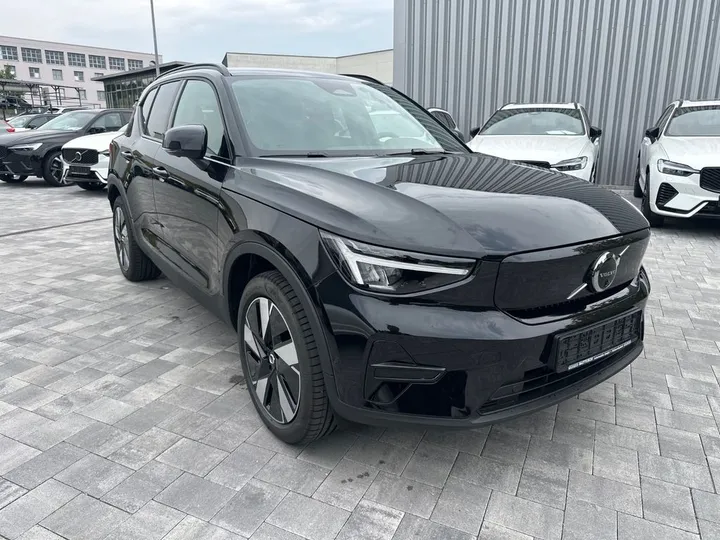Volvo EX40