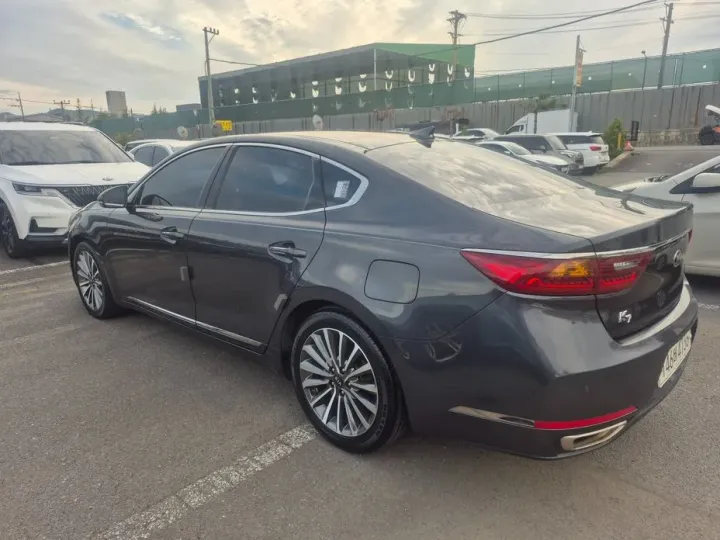 Kia K7