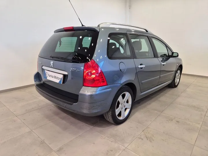 Peugeot 307