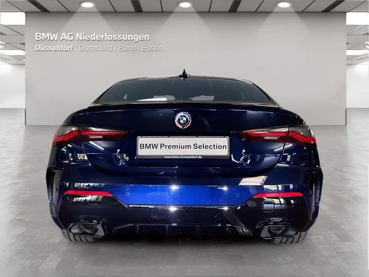 BMW M440