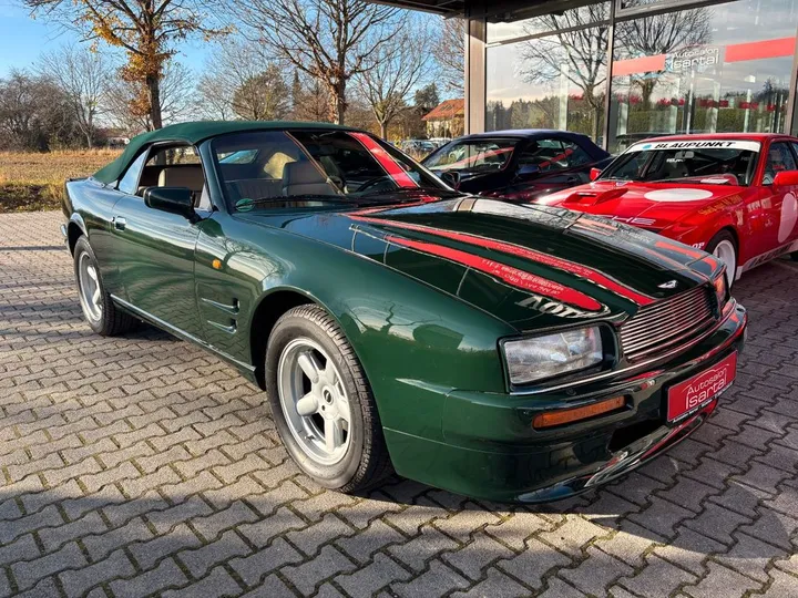 Aston Martin Virage
