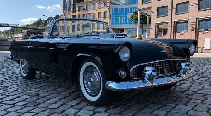 Ford Thunderbird