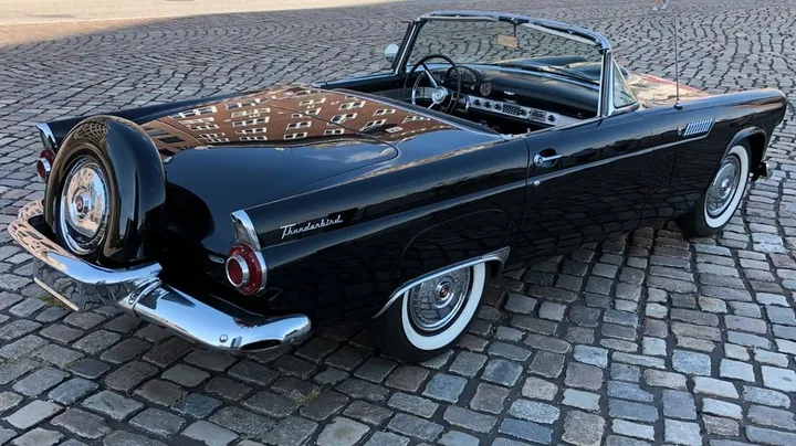 Ford Thunderbird