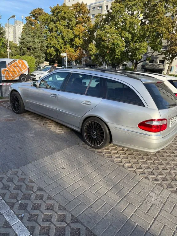Mercedes-Benz E 280