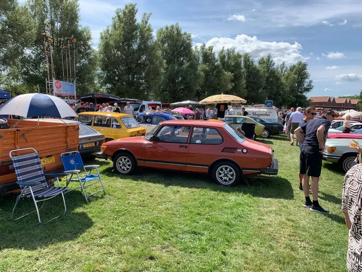 Saab 99