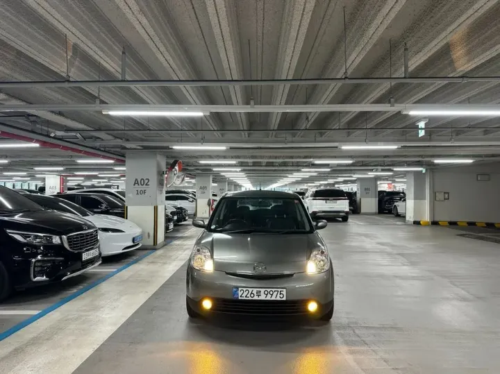 Mazda Verisa