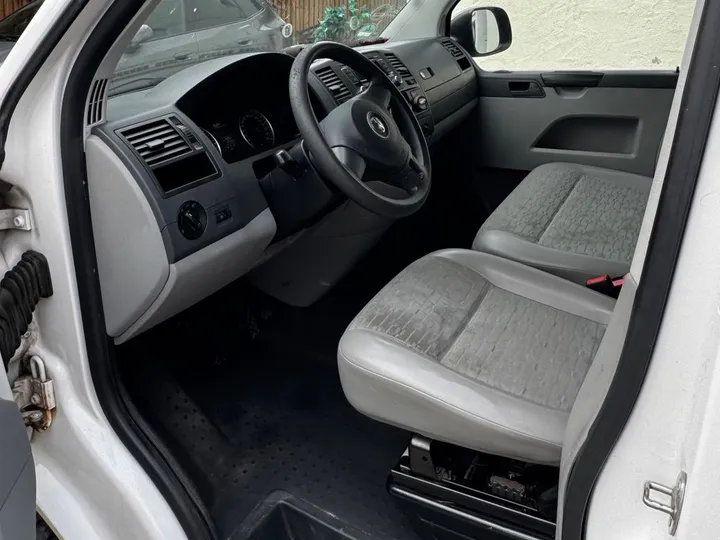 Volkswagen T5 Transporter