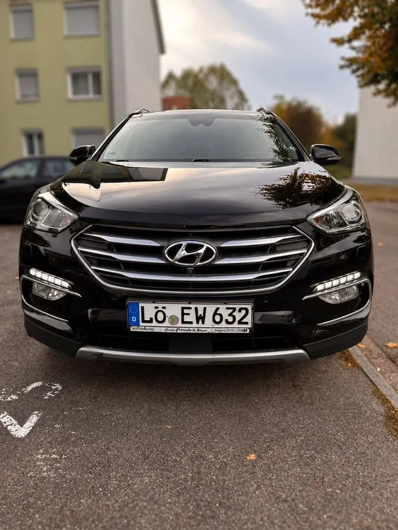 Hyundai SANTA FE