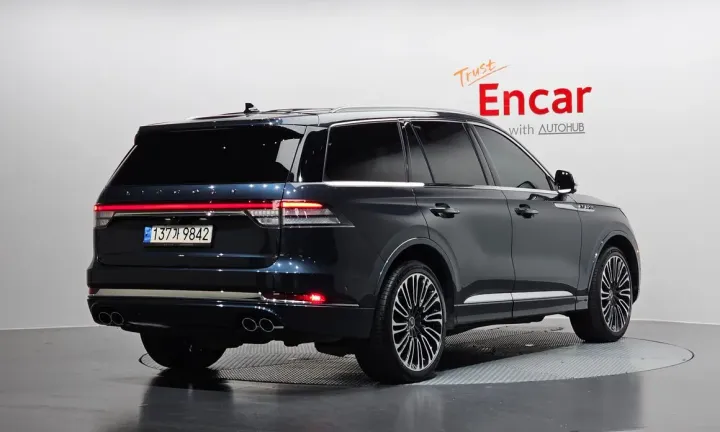 Lincoln Aviator