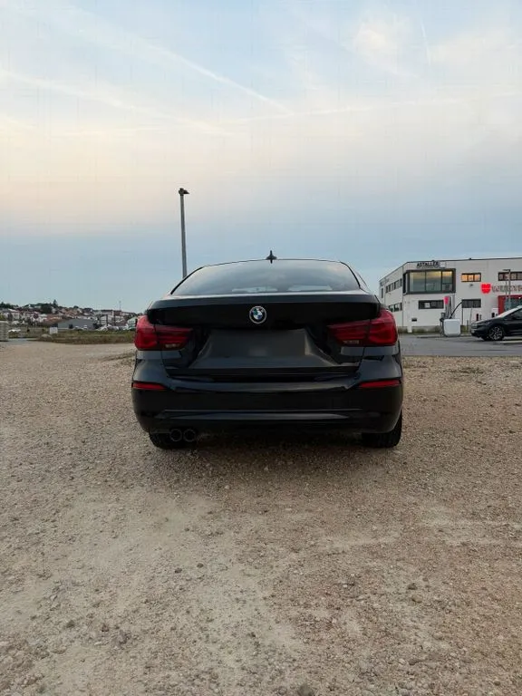 BMW 330 Gran Turismo