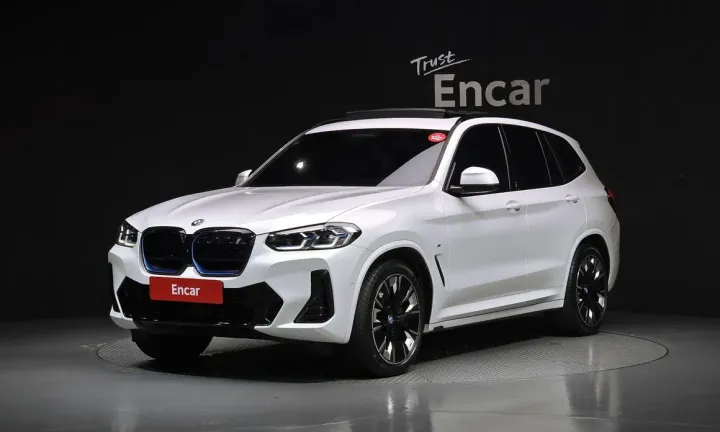 BMW iX3