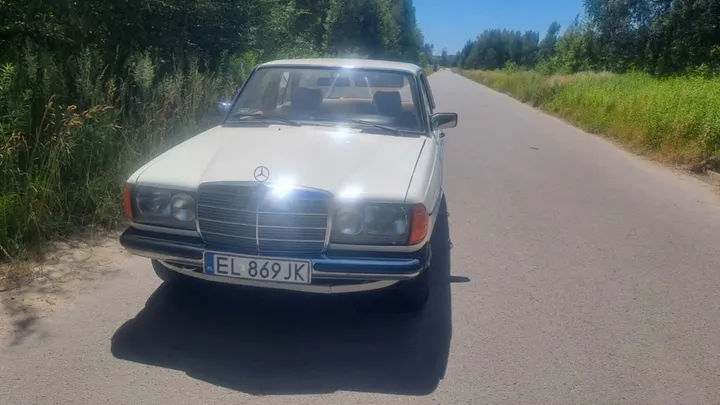 Mercedes-Benz 300