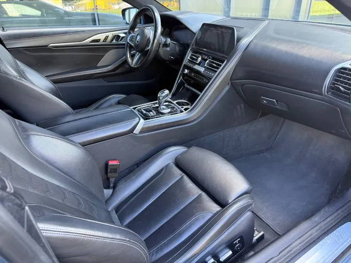 BMW 840