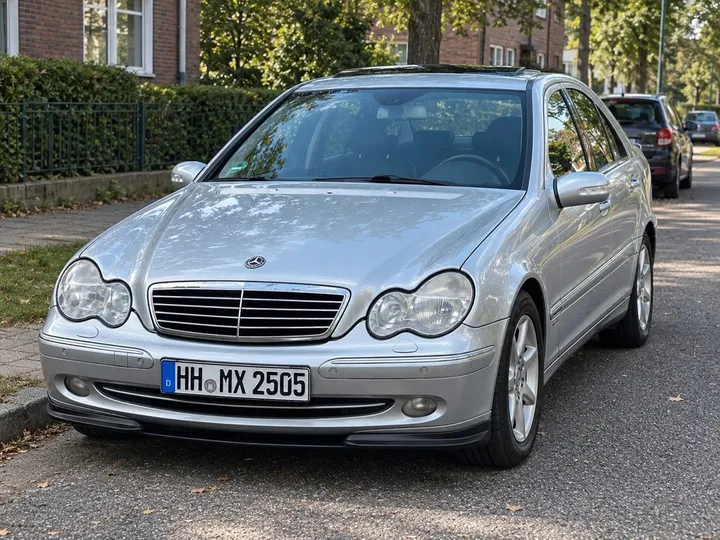Mercedes-Benz C 320