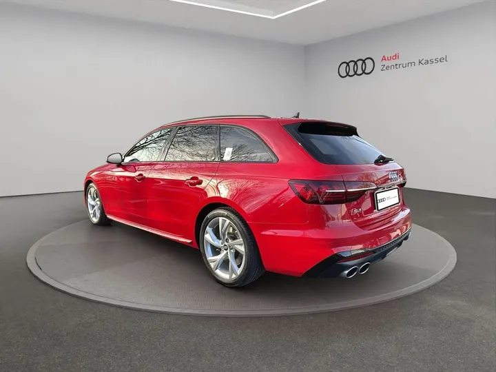 Audi S4