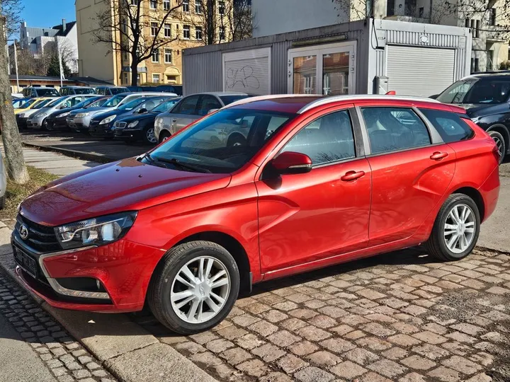 Lada Vesta