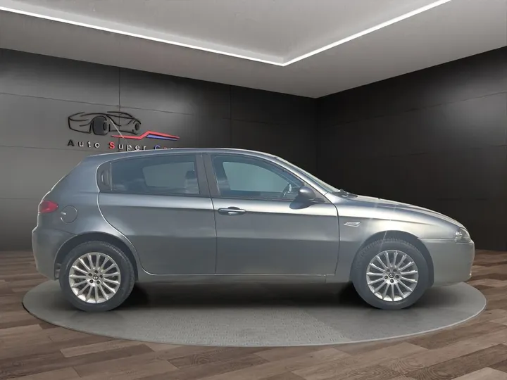 Alfa Romeo 147