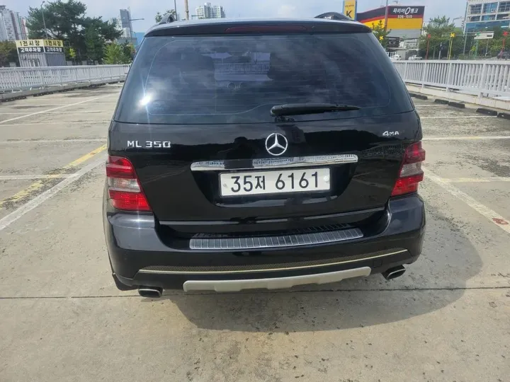 Mercedes-Benz M-class