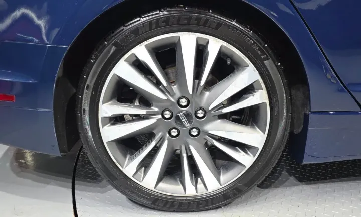 Lincoln MKZ