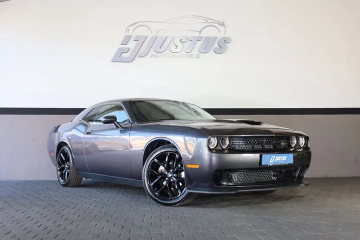 Dodge Challenger