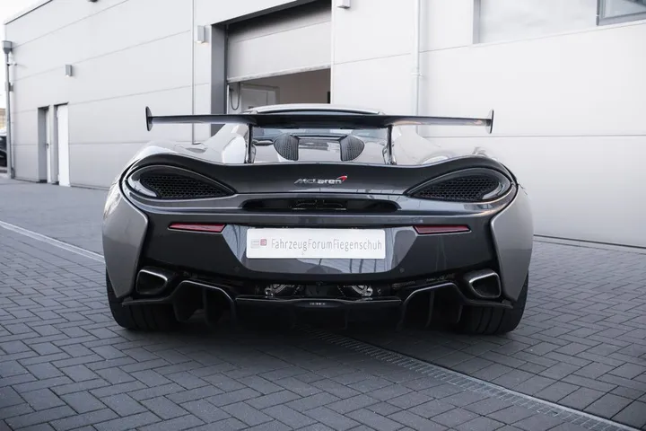 McLaren 570S