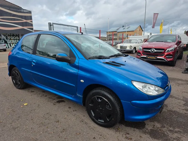 Peugeot 206