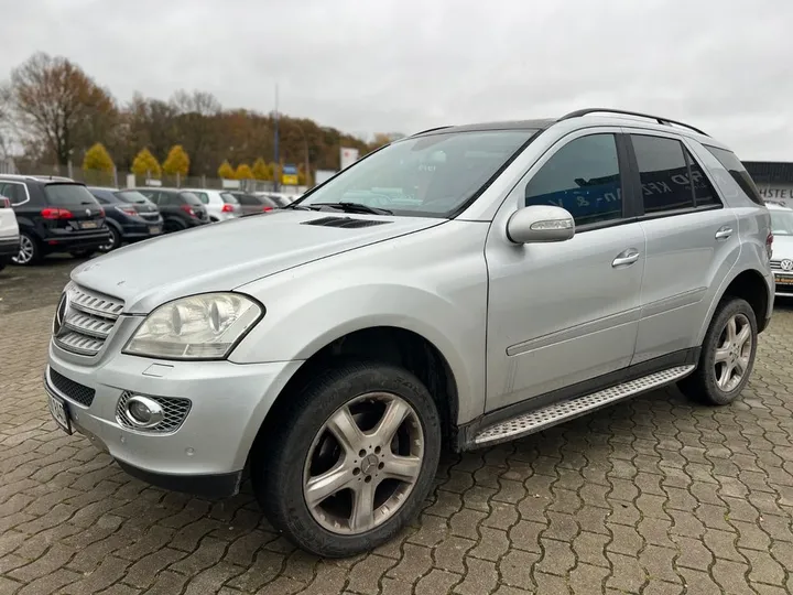 Mercedes-Benz ML 320