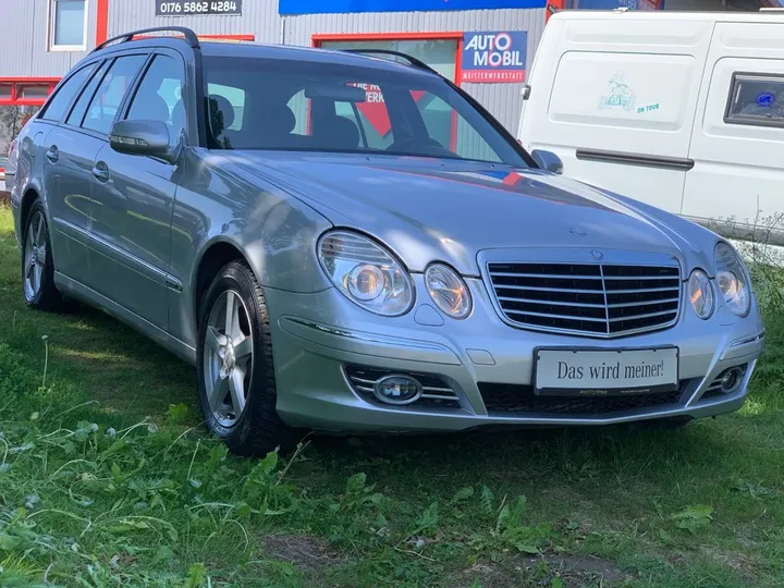 Mercedes-Benz E 220