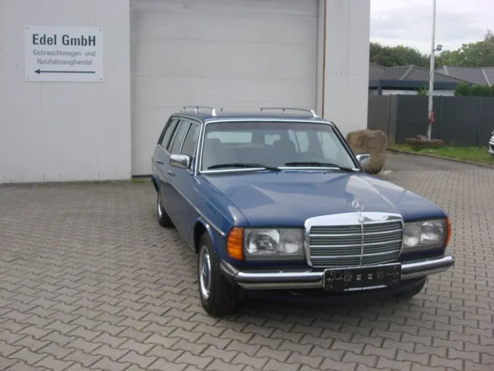 Mercedes-Benz 300