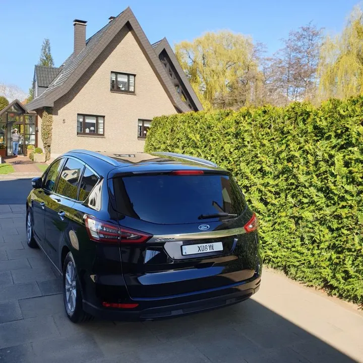Ford S-Max