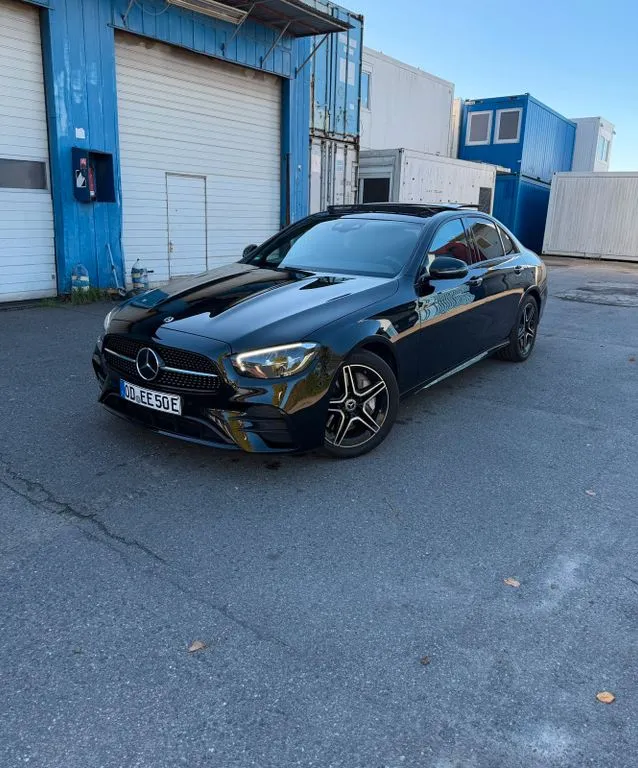 Mercedes-Benz E 300