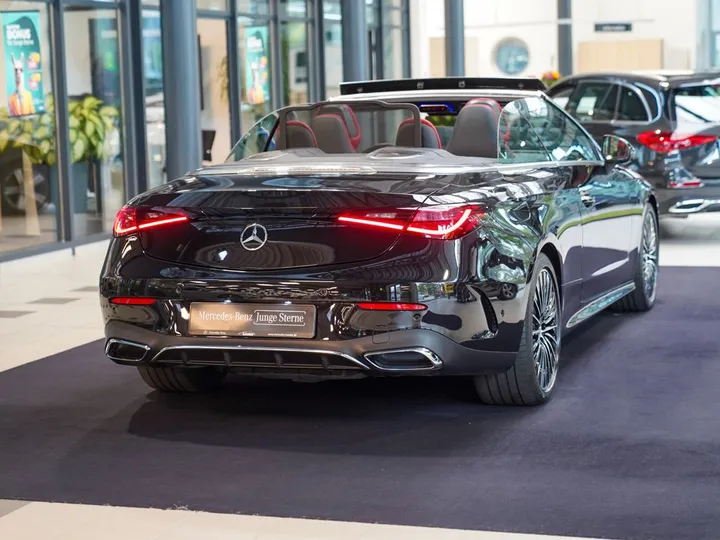 Mercedes-Benz CLE 200